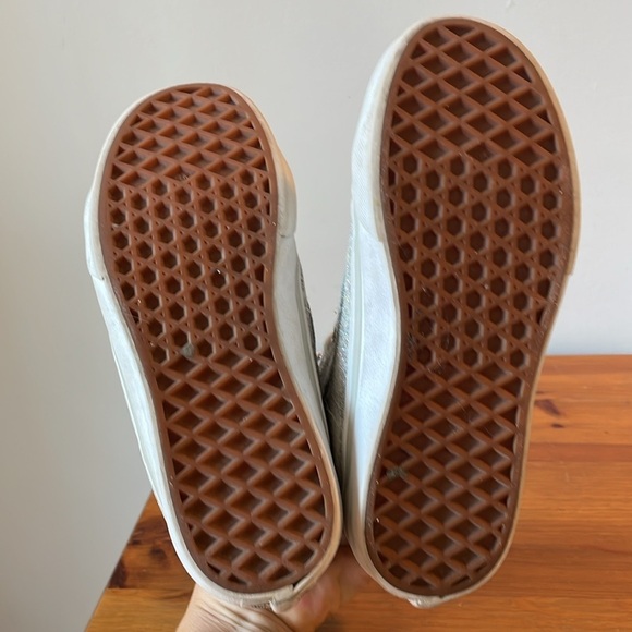 Vans, kids 3, silver rainbow glitter skateboard high top, tie & zipper closures - Picture 8 of 8